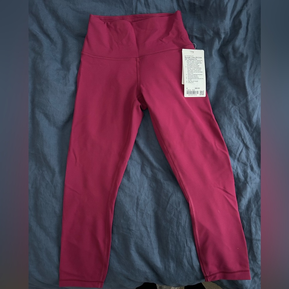 NWT Lulu Wunder Train High-Rise 23” crop Contour Fit